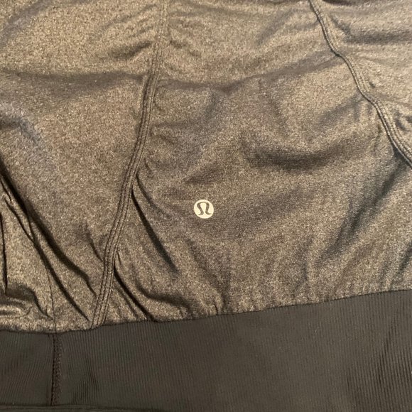 LULULEMON & NIKE - 3 Jackets for 1! - Picture 4 of 9